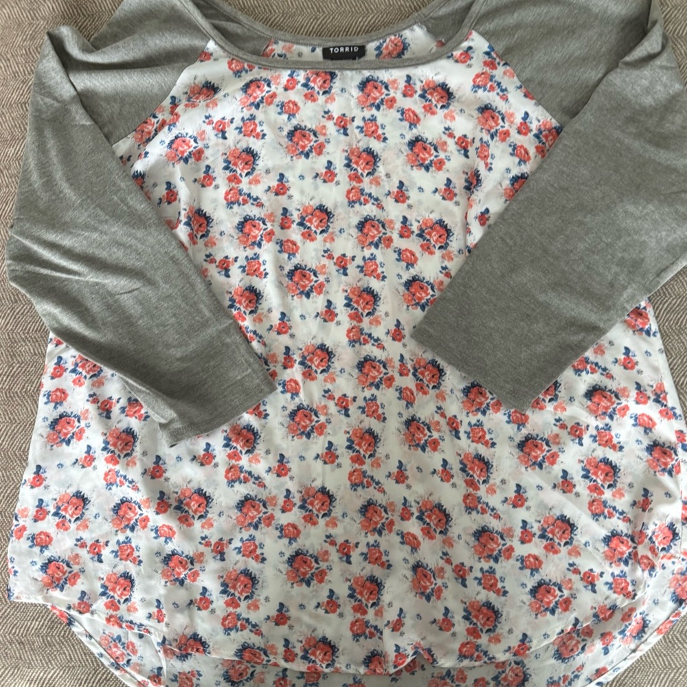 Torrid Gray and Floral Raglan Top